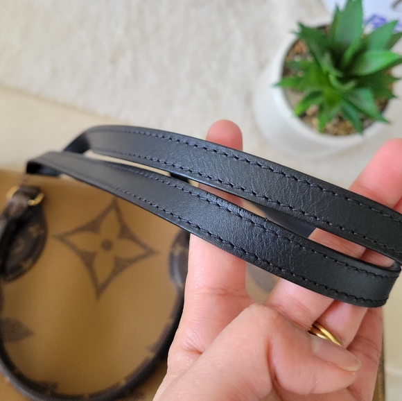 Gorgeous On the Go GM Reverse ❤️ Authentic LV Handbag Shoulder Bag Monogram - Picture 9 of 16